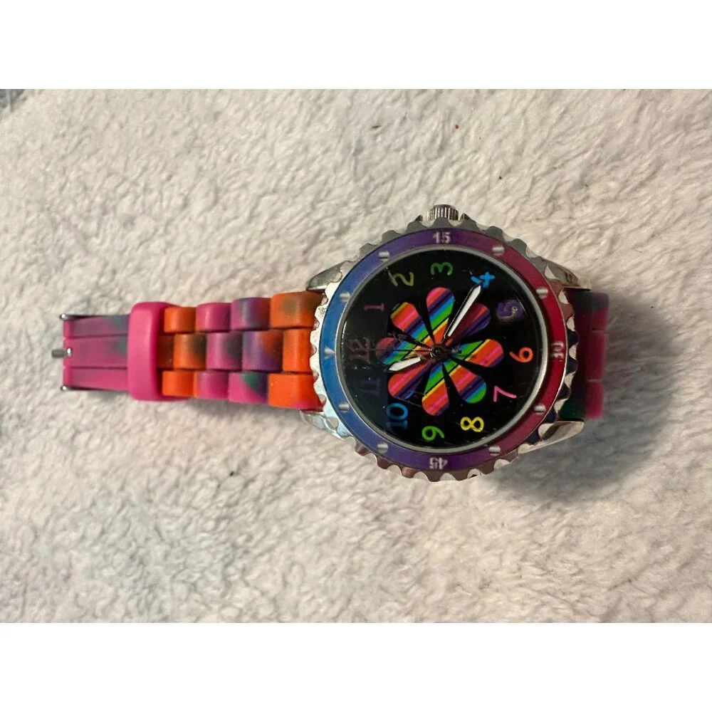 Accutime Women's Multi-color Rainbow Flower Silicone Analog‎ Quartz Watch